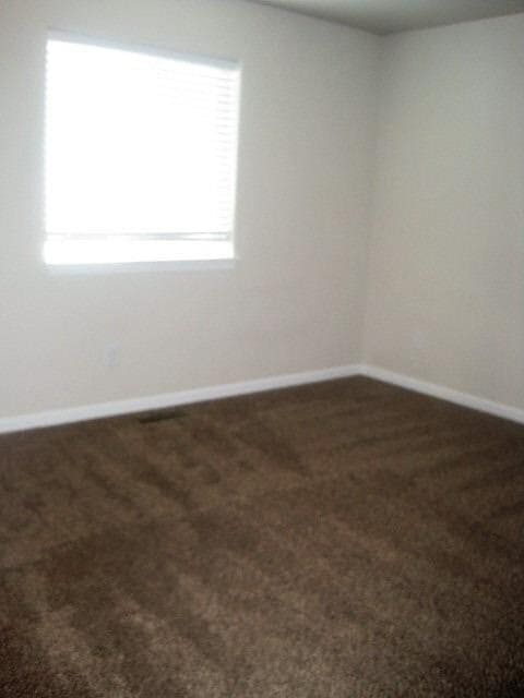Building Photo - 2 Bedroom 1 Bath Duplex