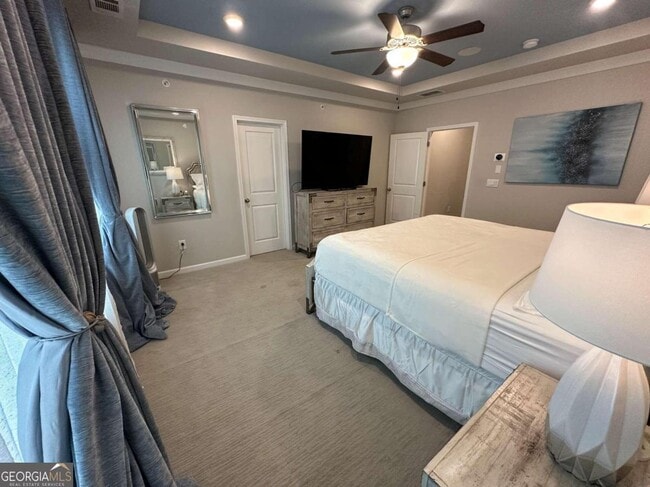 Building Photo - 1508 Slopeside Loop SE