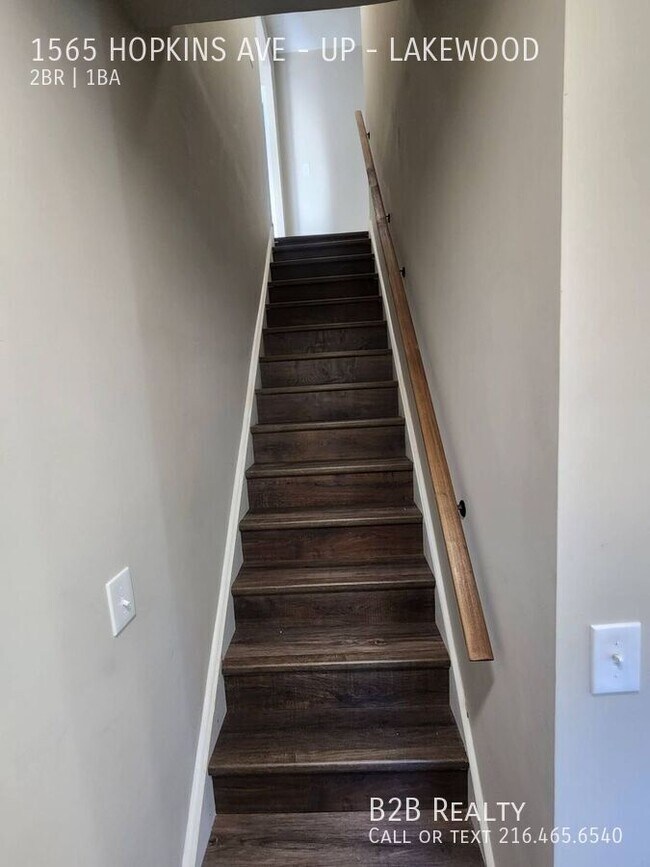 Building Photo - 1565 Hopkins Ave