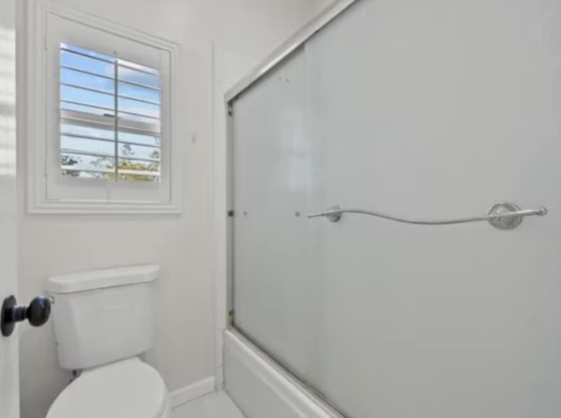 Building Photo - 23536 Summerglen Pl