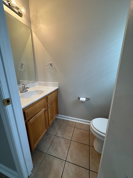 Downstairs Bathroom - 1040 Autumn Leaf Dr