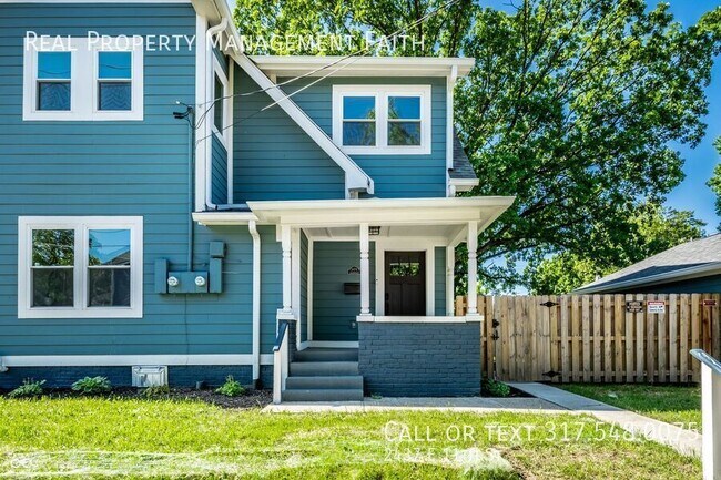 Primary Photo - 2437 E 11th St