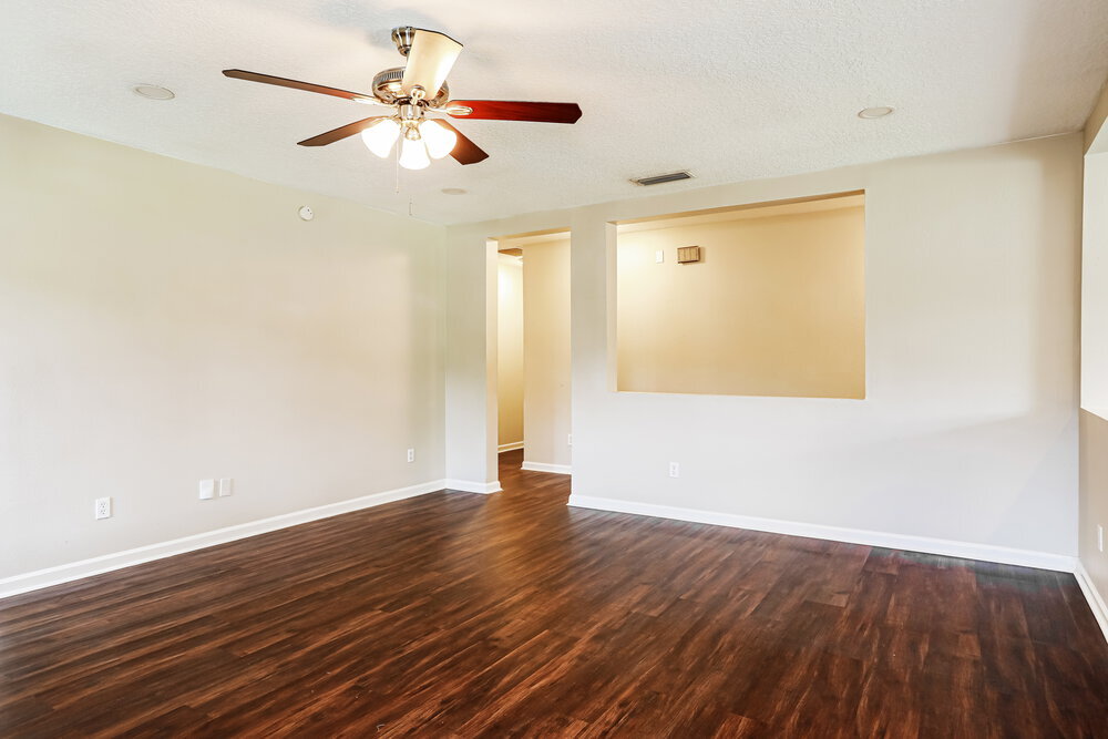 Building Photo - 7068 Beekman Lake Dr