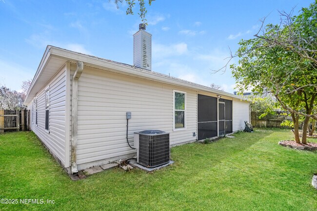 Building Photo - 1234 Waterfall Dr
