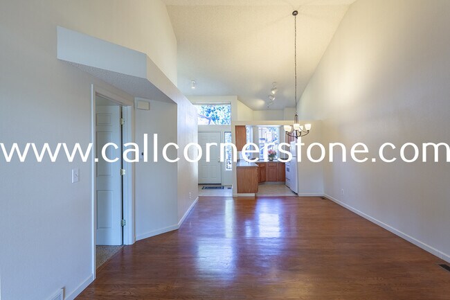 Building Photo - 4250 Autumn Heights Dr