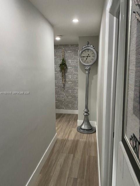 Building Photo - 428 N Crescent Dr