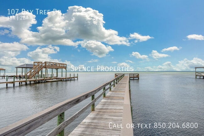 Building Photo - 107 Bay Tree Dr