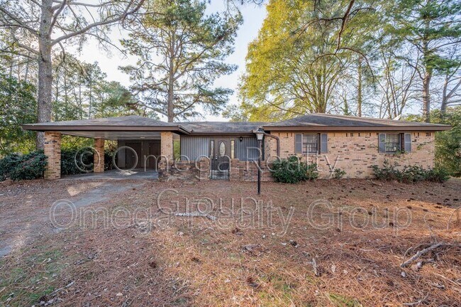 Building Photo - 1700 Serene Cir