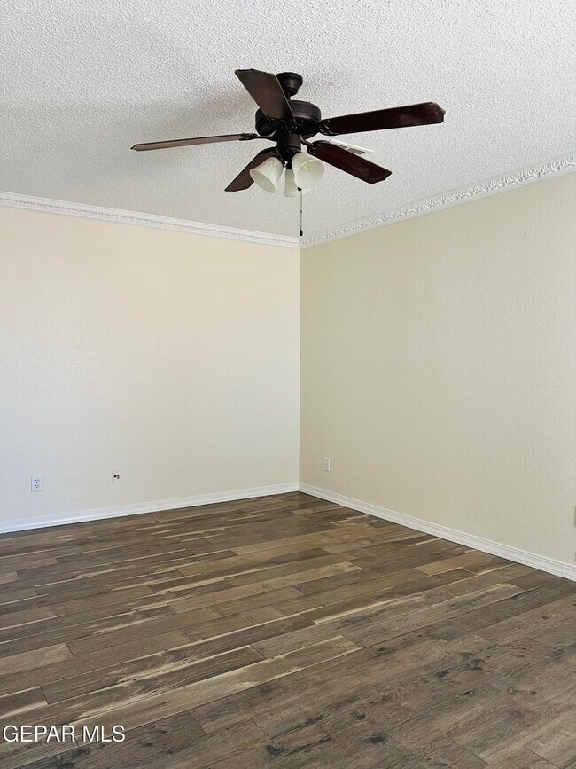 Building Photo - 14424 Jacinto Ramos Ave