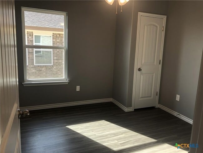 Building Photo - 1818 Castroville Trl
