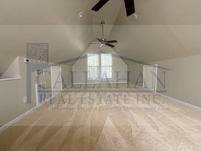 Building Photo - 5422 Hawthorne Rd