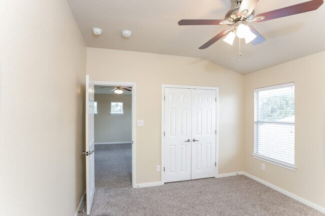 Building Photo - 8410 Western Way