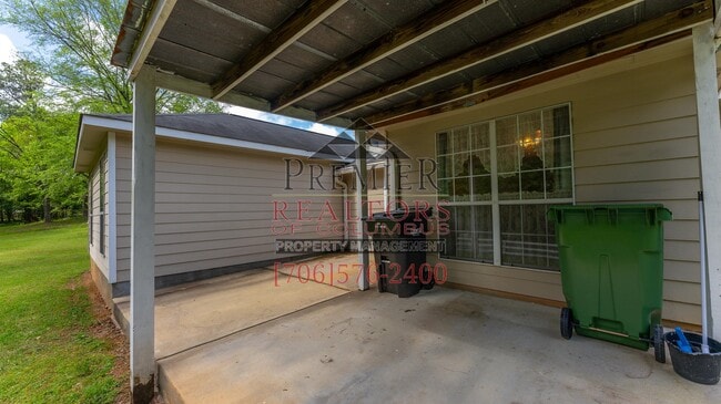 Building Photo - 1740 Doerun Dr