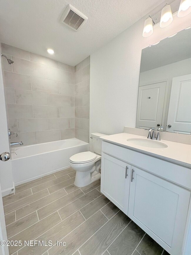 Building Photo - 2229 Windward Cay Ln