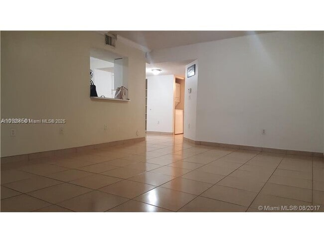 Building Photo - 4712 NW 114th Ave