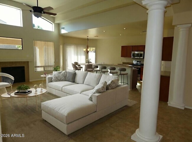 Building Photo - 1011 W Samantha Way