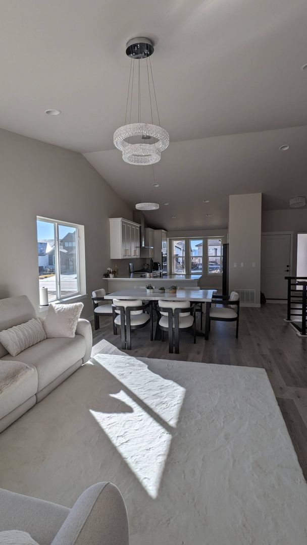 Building Photo - 8260 Nat Love Dr