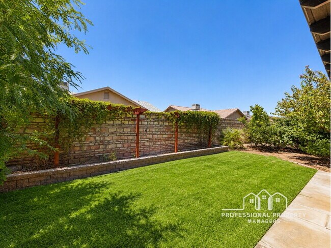 Building Photo - “Spacious 4-Bedroom, 2-Bathroom Home in Villa Chaparral”