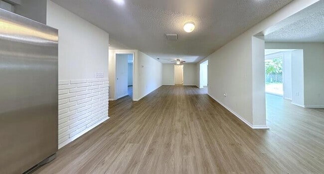 Building Photo - 5707 Quist Dr