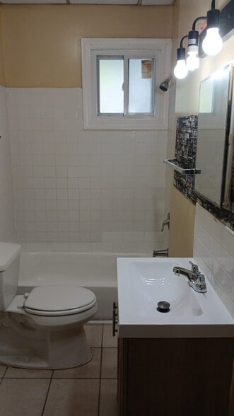 Building Photo - 22 Townley St