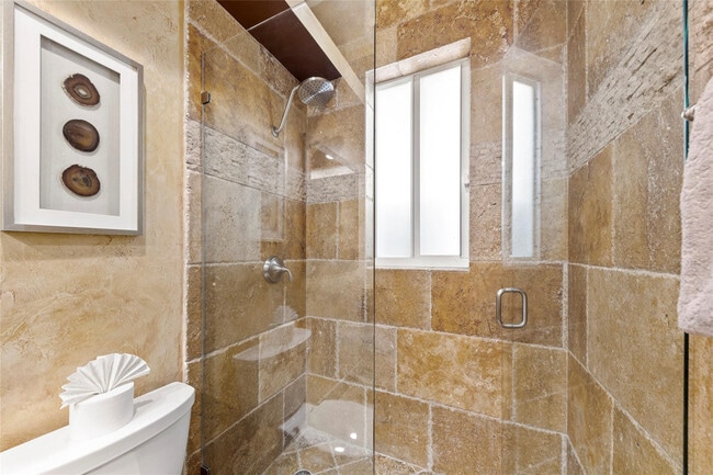 Building Photo - 2430 Castilla Isle