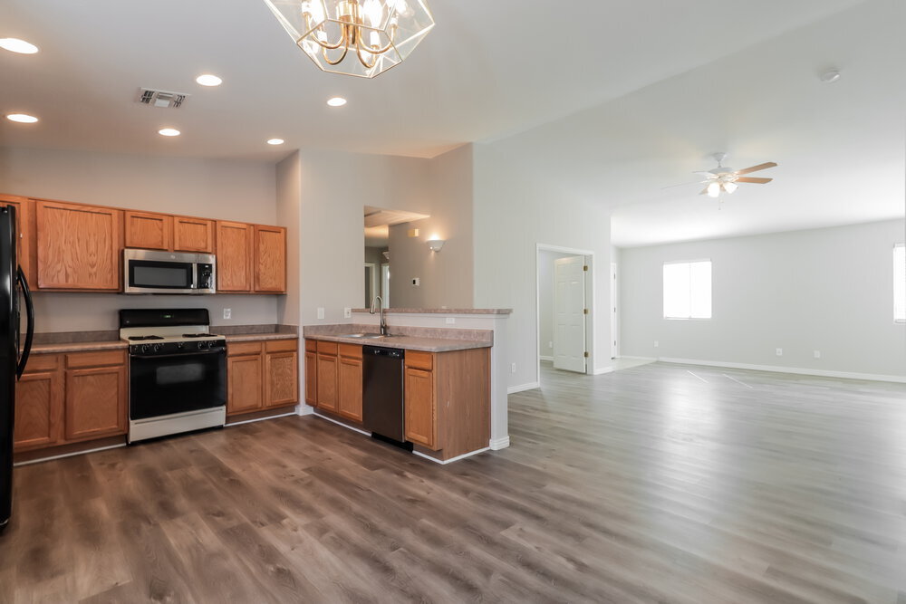 Building Photo - 7625 S Athel Tree Dr