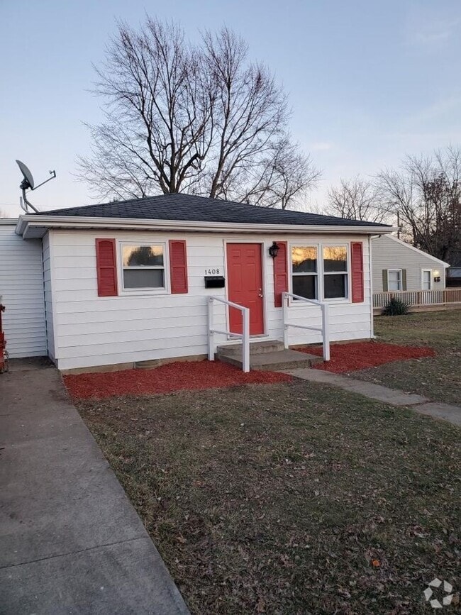 Building Photo - 3 bedroom 2 bath home