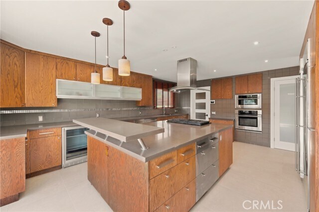 Building Photo - 3858 Alta Mesa Dr