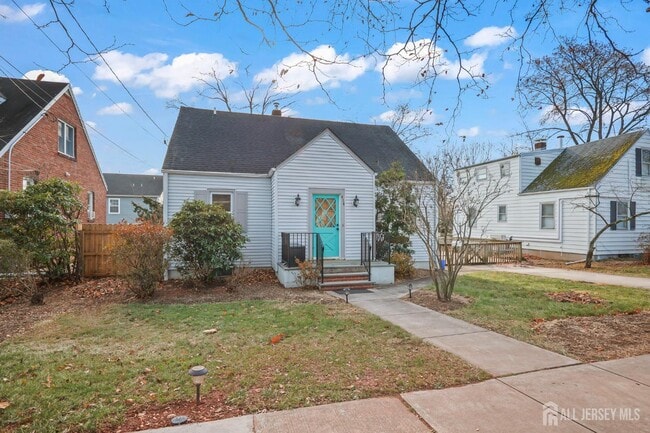 Building Photo - 414 Graham St