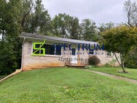 Building Photo - Remodeled 3 Bedroom home