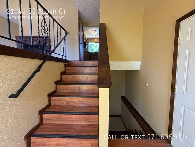 Building Photo - 21343 SE Alder Ct