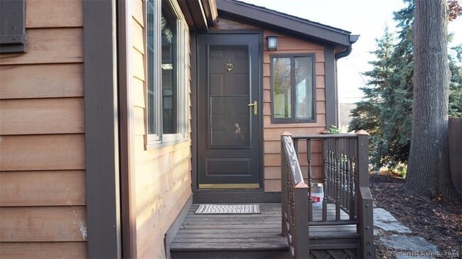 Building Photo - 251 Candlewood Lake Rd