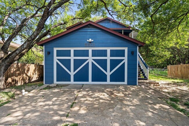 Building Photo - 5501 Spring Meadow Rd