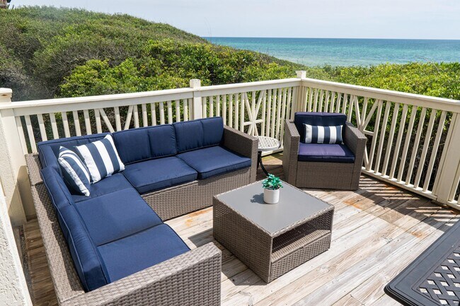 Building Photo - 223 Paradise by the Sea Blvd