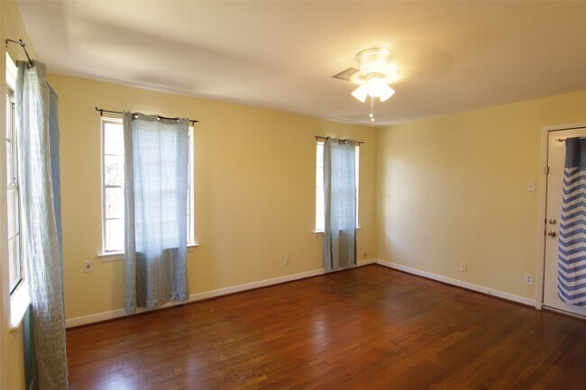 Building Photo - 6601 Stroud Dr
