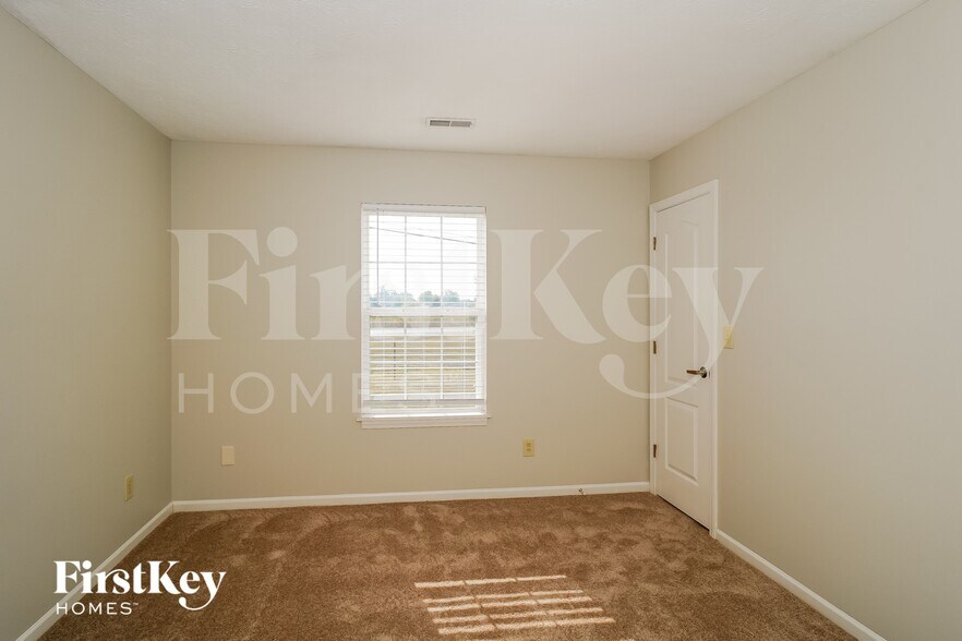 Building Photo - 1489 Mimosa Ct