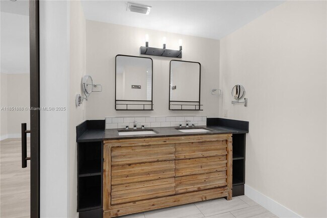 Building Photo - 9021 SW 178th Terrace