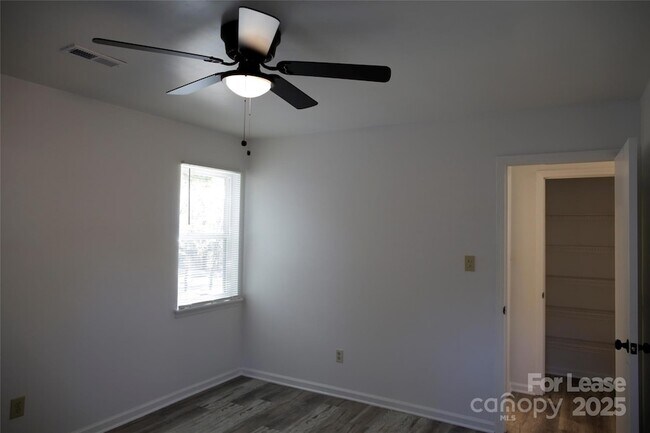 Building Photo - 12300 Rock Canyon Dr