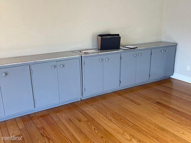 Building Photo - 4 br, 2.5 bath House - 733 Dolores Ave