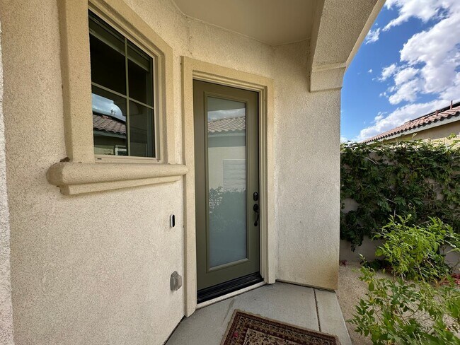 Building Photo - Short term Furnished home in the desirable 55+ community of Del Webb Available November-February