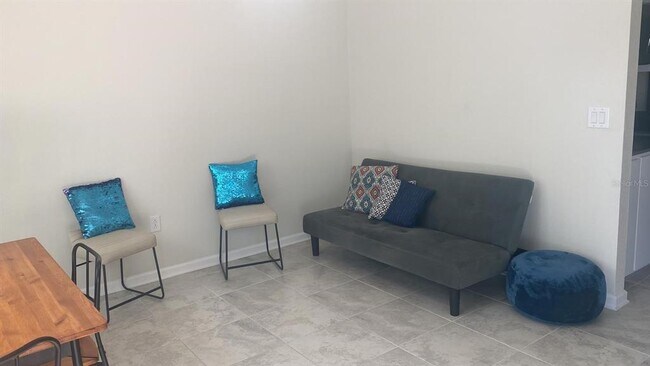 Building Photo - 2058 Live Oak Ridge Rd