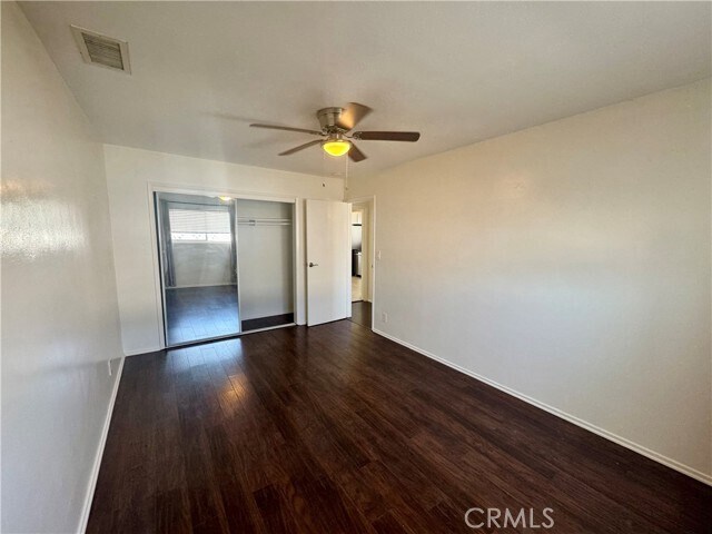 Building Photo - 1056 W 25th St