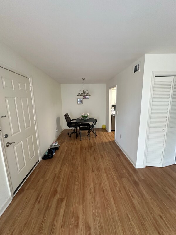 Building Photo - 2118 Acklen Ave