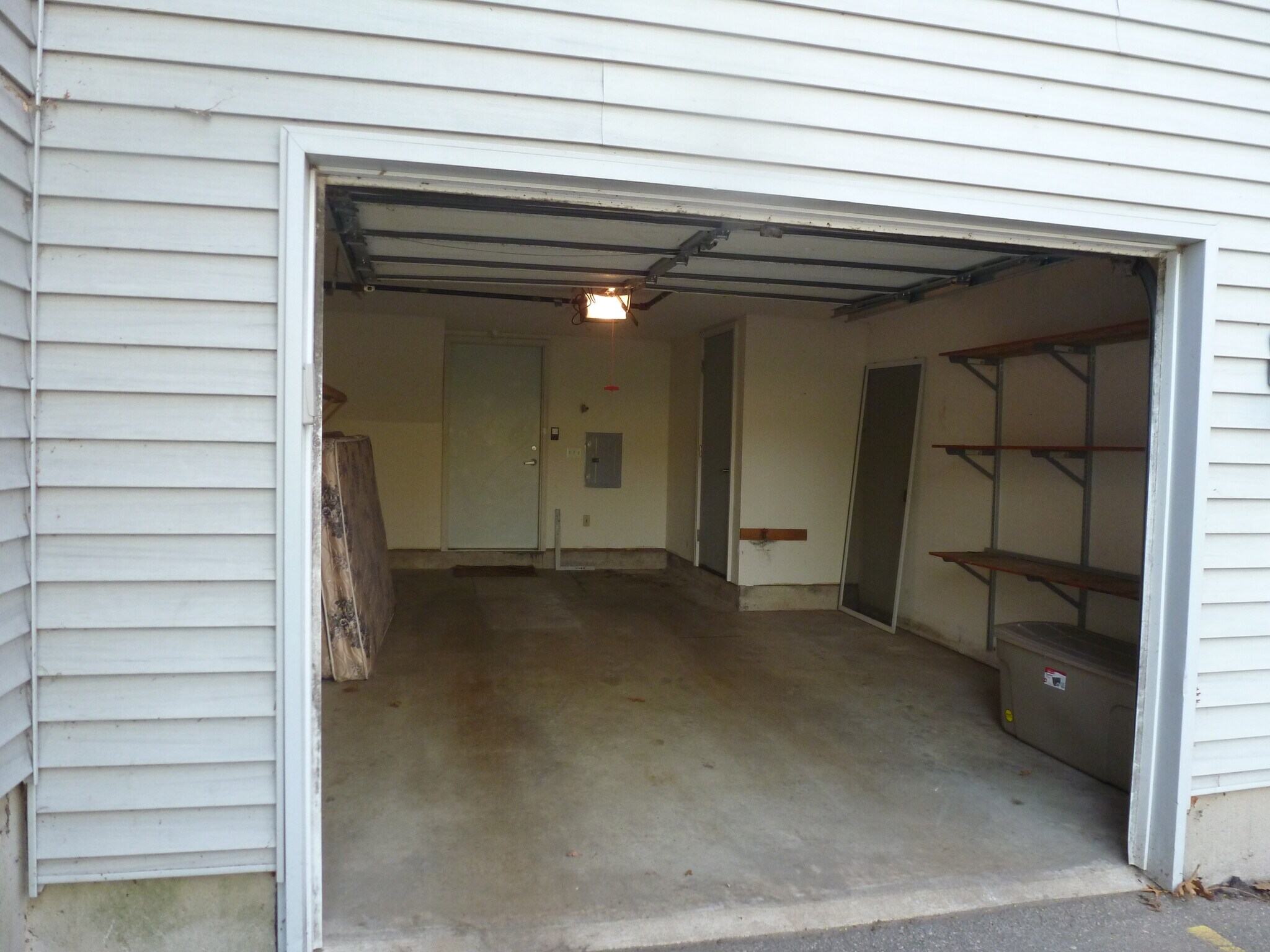 Building Photo - 227 Canyon Rd