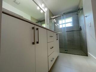 Building Photo - 1630 Zenith Way
