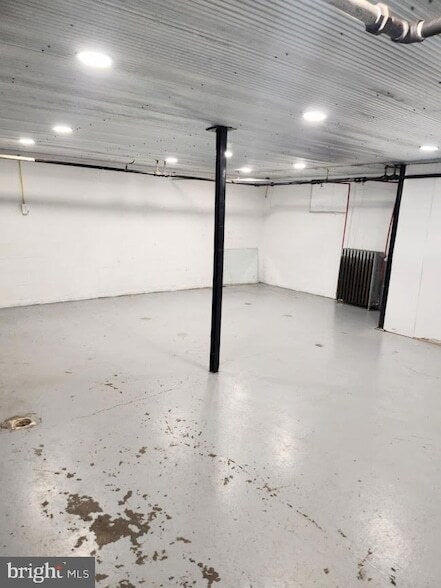 Building Photo - 172 Raystown Rd