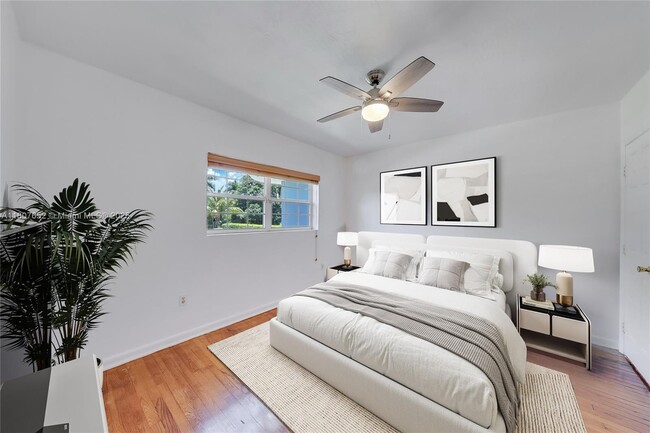 Building Photo - 13521 S Biscayne River Dr