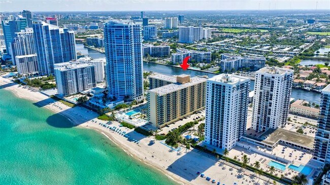 Building Photo - 2501 S Ocean Dr