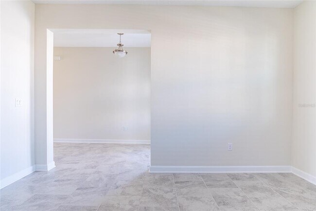 Building Photo - 12018 Grammar Ln