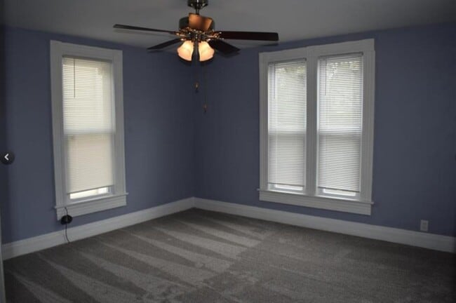 Building Photo - 2001 Mitchell Ave